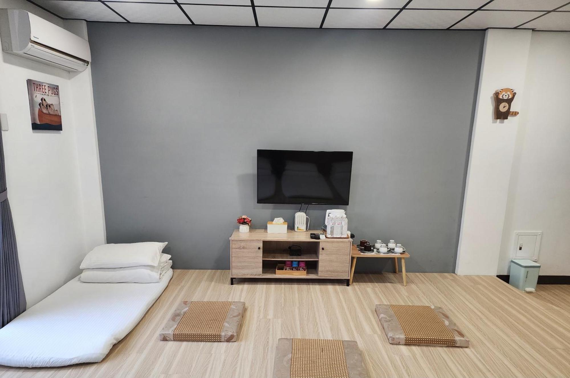藏青民宿the Wind Guesthouse-Youth Inn Tainan Oda fotoğraf